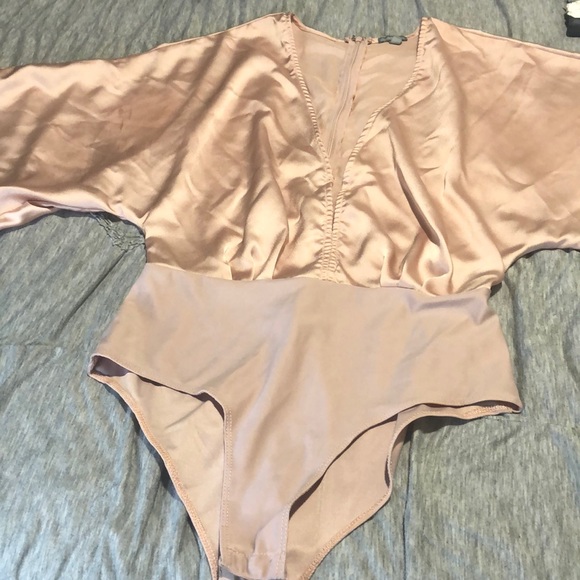 Pink silk v cut bodysuit - Picture 2 of 6